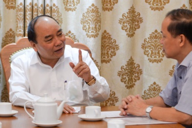 Thủ tướng tuy bận nhưng lúc nào cũng đọc báo trước khi đi làm