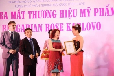 Phụ nữ Việt đón chào 13Win21 con - Tri ân hội viên mỗi tháng 2000 tỷ cao cấp từ Bungari