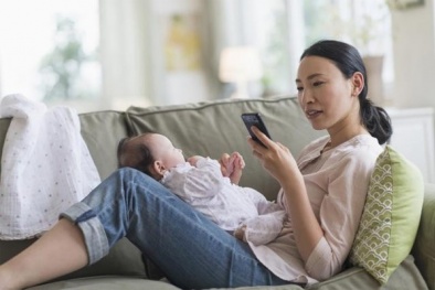 Bà bầu dùng điện thoại nhiều trẻ sinh ra dễ bị tăng động