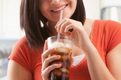 Nước uống giảm cân có thể gây đột quỵ và mất trí nhớ