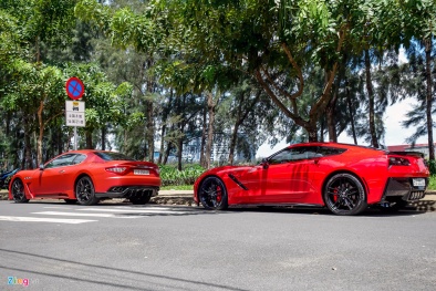 Maserati GranTurismo và Corvette C7 Stingray, cặp xe tiền tỷ gây chú ý tại TP.HCM