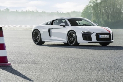 Audi ra mắt phiên bản đặc biệt R8 RWS 2018 giá từ 3,8 tỷ đồng