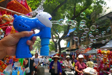 Khi trẻ em là nạn nhân của đồ chơi Trung Quốc chất lượng kém
