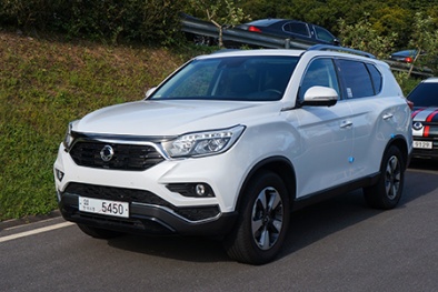 SsangYong Rexton 2017 sắp về Việt Nam thách thức Toyota Fortuner
