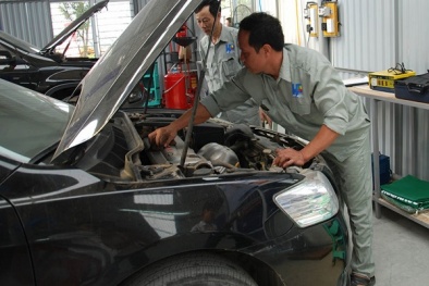 Khi xuất hiện tín hiệu này trên táp lô hãy nhanh chóng mang ô tô đến gara để kiểm tra