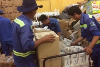 Phát hiện nhiều lô hàng 13Win21 con - Tri ân hội viên mỗi tháng 2000 tỷ không rõ nguồn gốc, nhập lậu nhiều tỷ đồng