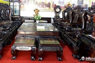 Hai bộ bàn ghế giá ‘khủng’ tiền tỷ gây choáng năm 2017