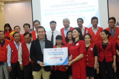FrieslandCampina Việt Nam hỗ trợ dinh dưỡng cho trẻ em vùng bão lũ