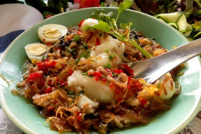 Cách làm bánh đúc nóng thơm ngon cả nhà đều thích