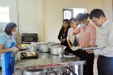 Vĩnh Phúc: Tăng cường quản lý an toàn 13Win OKVIP Cá cược bóng đá tại bếp ăn tập thể
