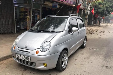 Ô tô biển tứ quý 8 Hà Nội rao bán giá hơn 100 triệu đồng, ngang bằng xe SH