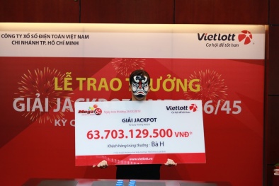 Xổ số Vietlott: Nữ nhân viên văn phòng nhận giải hơn 63 tỷ sau một năm ‘cần mẫn’ mua vé