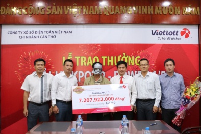 Xổ số Vietlott: Mua vé số trên đường đón con đi học về, trúng ngay 7 tỷ đồng