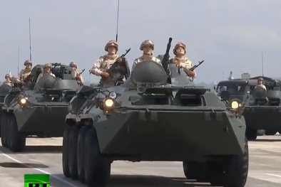 Hé lộ vũ khí ‘kẻ hủy diệt’ xuất hiện tại lễ duyệt binh của Nga ở căn cứ Syria 