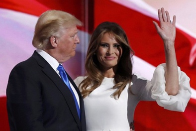 Tổng thống Mỹ Donald Trump viết nhầm tên vợ khiến cư dân mạng xôn xao