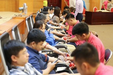 Cán bộ, đoàn viên thanh niên Tổng cục TCĐLCL hiến máu nhân đạo