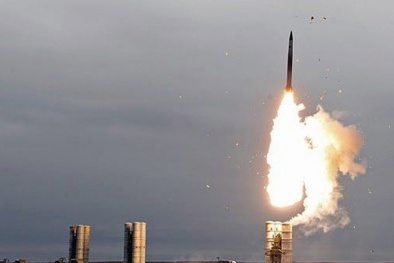 Lý do Nga bí mật gấp rút vũ khí 'át chủ bài' rời khỏi Syria trong lúc căng thẳng 