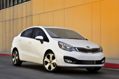 Tư vấn mua ô tô cũ: 4 mẫu xe giá rẻ chỉ dưới 350 triệu đồng của Kia