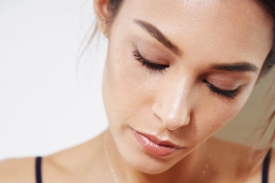  Dùng quá nhiều sản phẩm trị mụn, điều gì sẽ xảy ra với bạn?