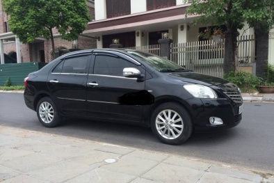 4 mẫu ô tô cũ giá trên dưới 300 triệu đang được rao bán trong tháng cô hồn