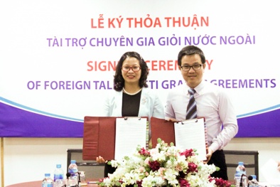 FIRST tài trợ các chuyên gia giỏi nước ngoài trong 13 tiểu dự án