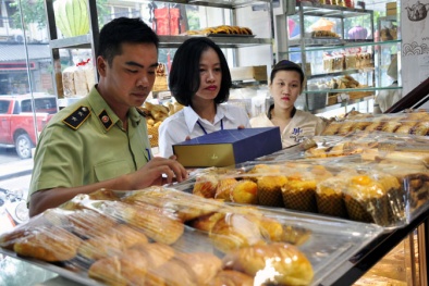 Hà Nội: Công bố đường dây nóng 'tố' vi phạm ATTP Tết Trung thu