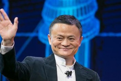 Jack Ma khuyên giới doanh nhân 'không nên học để thành công'