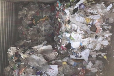 Kiểm tra toàn bộ 2.500 container tồn đọng tại cảng Cát Lái