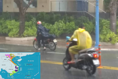 Thông tin mới nhất về cơn bão số 9 gây mưa lớn và lốc xoáy nhiều nơi