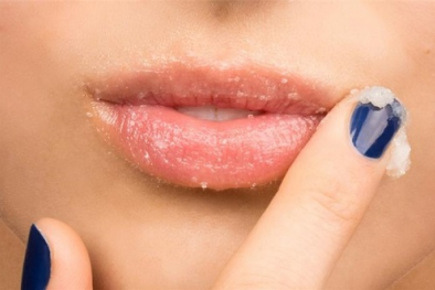 Bác sỹ khuyến cáo không nên liếm môi khi môi khô