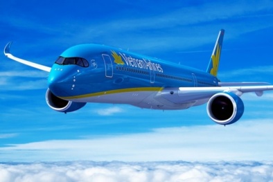 Khách hàng bức xúc vì đặt vé VNA liên tiếp bị taxi 'khủng bố' tin nhắn
