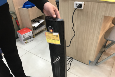 Máy sưởi dầu đắt đỏ dùng hơn 1 năm là hỏng, mang đi sửa thợ cũng 'bó tay'