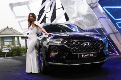 Hyundai Santa Fe 2019 đẹp long lanh vừa ra mắt tại VN: Giá lăn bánh bao nhiêu?