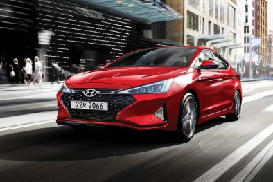 Hyundai Elantra 2019 chuẩn bị về Việt Nam 'so găng' Mazda3 2019