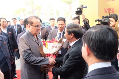Phái đoàn cấp cao của Triều Tiên thăm Tổ hợp nhà máy Vinfast