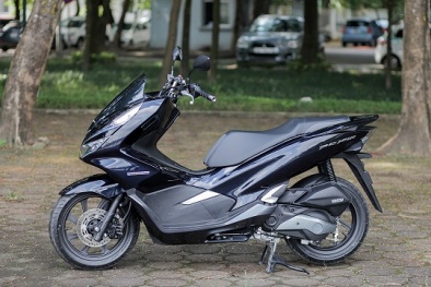 Chi tiết công nghệ và ứng dụng trên chiếc ‘xe ga lạ’ Honda PCX Hybrid, giá ngang SH150i