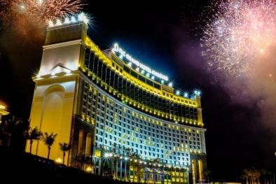 Háo hức chờ đón trình diễn pháo hoa ấn tượng tại Carnaval Hạ Long 2019