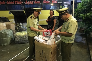 Nhập lậu hơn 1000 chiếc bánh Trung thu từ Trung Quốc bị thu giữ