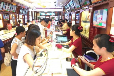 Giá vàng hôm nay ngày 9/8: Vàng giữ vững phong độ, USD tiếp đà 'lao dốc'