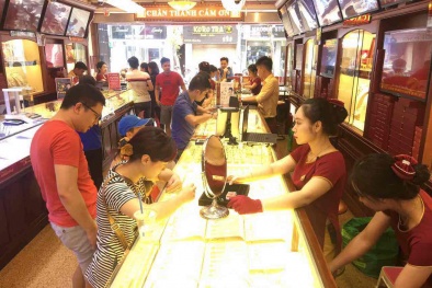 Giá vàng hôm nay ngày 17/8 đã ‘hạ nhiệt’ song có thể treo đỉnh bất cứ lúc nào