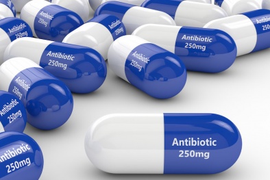 Cảnh báo: Nguy cơ vỡ động mạch chủ nếu lạm dụng kháng sinh fluoroquinolon