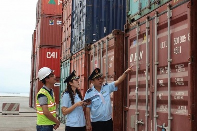 Hàng vi phạm SHTT bán công khai có sự 'tiếp tay' của người dân, lực lượng chức năng