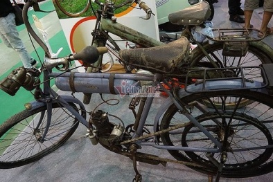 Xe đạp cổ 100 năm tuổi hàng hiếm ở Hà Nội, khách trả giá hơn 200 triệu nhưng không bán