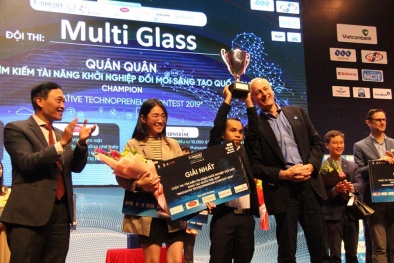 Startup MultiGlass cho người khuyết tật giành giải Nhất tại Techfest 2019