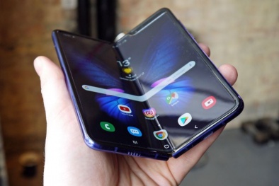 Samsung cho ra mắt mẫu điện thoại mỏng như sợi tóc - khó tin nhưng có thật 