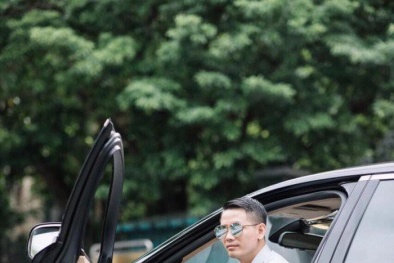 Đại gia Thanh Hóa tặng ô tô gần 2 tỷ cho thủ môn Bùi Tiến Dũng giàu cỡ nào?