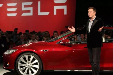 Vì sao cổ phiếu hãng xe điện Tesla tăng mạnh sau nhiều năm ‘chới với’?