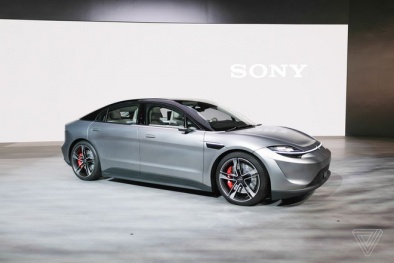 ‘Soi’ công nghệ trên xe điện Vision-S của Sony vừa ra mắt