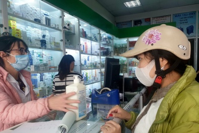 Tăng cường sản xuất và ưu tiên cung cấp trang thiết bị y tế phục vụ nhu cầu phòng chống dịch trong nước