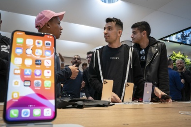 Apple Store thiếu linh kiện thay thế trầm trọng vì virus Corona